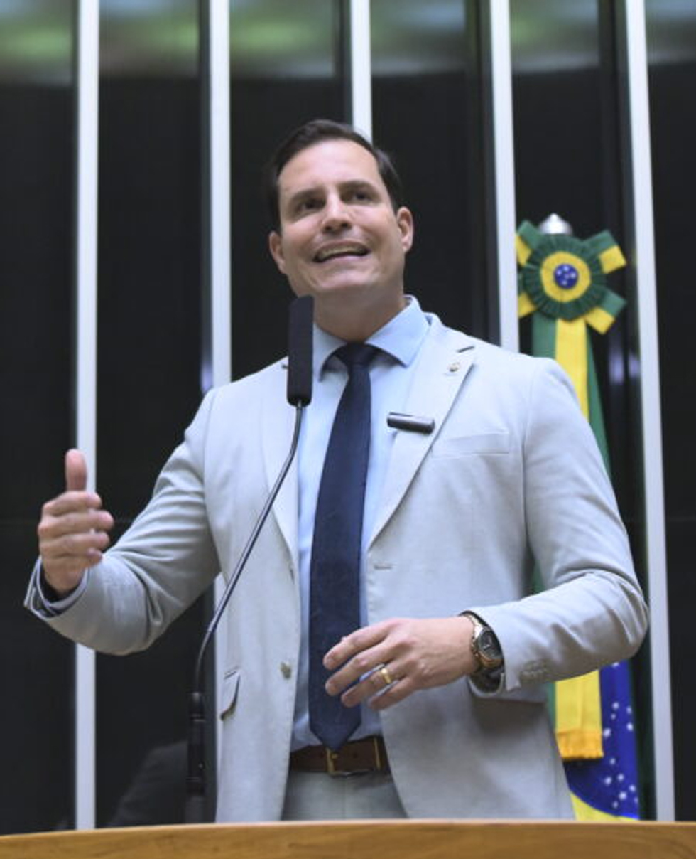 Nicoletti na tribuna da Câmara dos Deputados